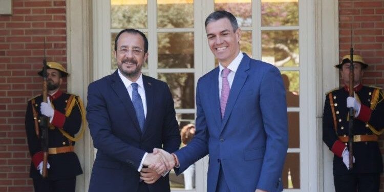 Sánchez and Christodoulides discuss the Cypriot Presidency and the country’s division
