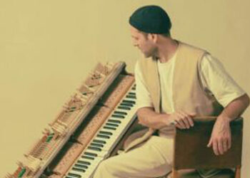 Thomas Valverde presents ‘Polka’ at the Teatro del Instituto Francés