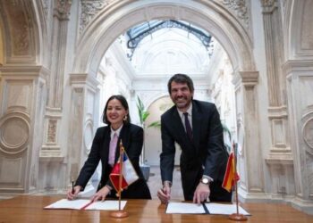 Spain and Chile sign a cultural agreement to promote democratic memory
