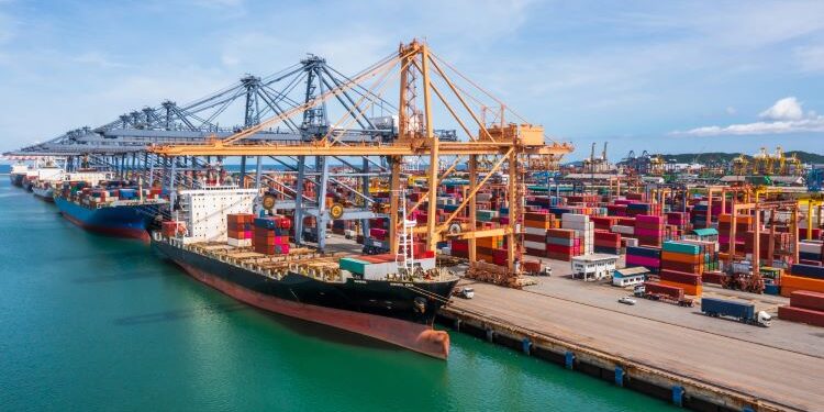 Spanish goods exports increase 0.4% year-on-year