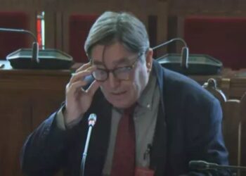 El director del Cervantes defiende la oficialidad del asturiano “dentro de la diversidad de España”