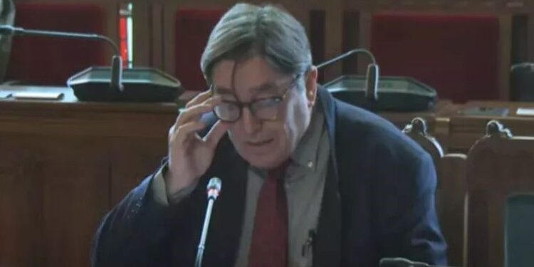 The director of the Cervantes Institute defends the official status of Asturian “within the diversity of Spain”