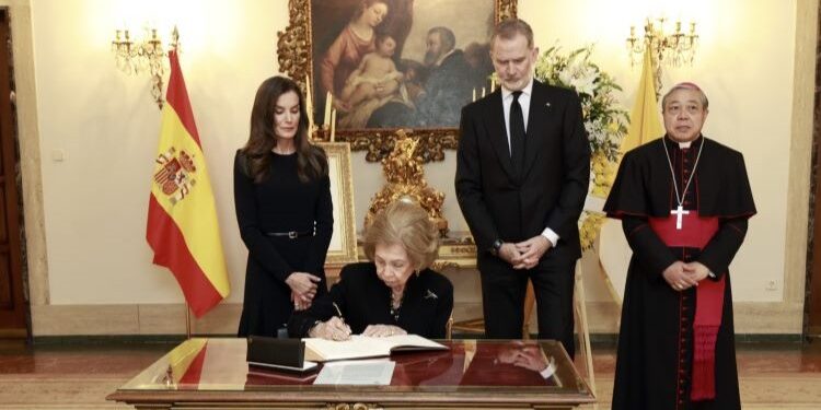 The King and Queen will attend Pope Francis’ funeral on April 26 in St. Peter’s Square