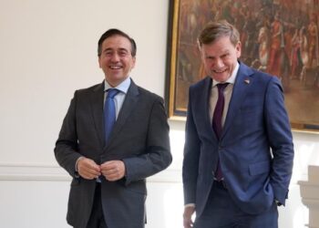 Alemania se escuda en el recuerdo del Holocausto para rechazar el embargo de armas a Israel propuesto por España