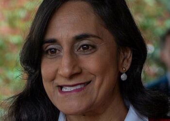 Albares congratulates his new Canadian counterpart, Anita Anand