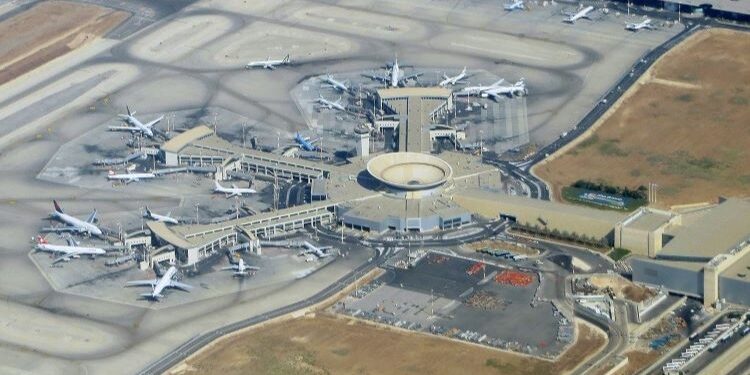 España condena el ataque de los hutíes contra el Aeropuerto Ben Gurión en Israel