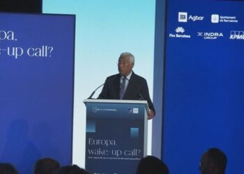 Costa celebra en Barcelona el regreso de Cataluña al liderazgo económico