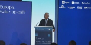 Costa celebra en Barcelona el regreso de Cataluña al liderazgo económico