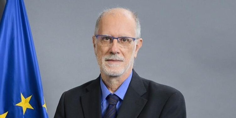 Exteriores asegura que la Embajada en Chile sigue atendiendo los casos de víctimas españolas de Pinochet