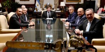 Milei recibe al secretario general de ONU Turismo para promover la inversión y la innovación en el sector turístico