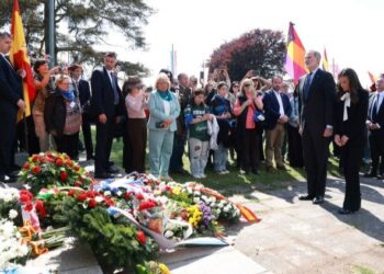 Felipe VI homenajea en Mauthausen a los “miles de españoles republicanos que lucharon por la libertad”