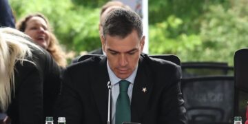 Sánchez explains the Spanish-Palestinian draft resolution on Gaza to the European Political Community