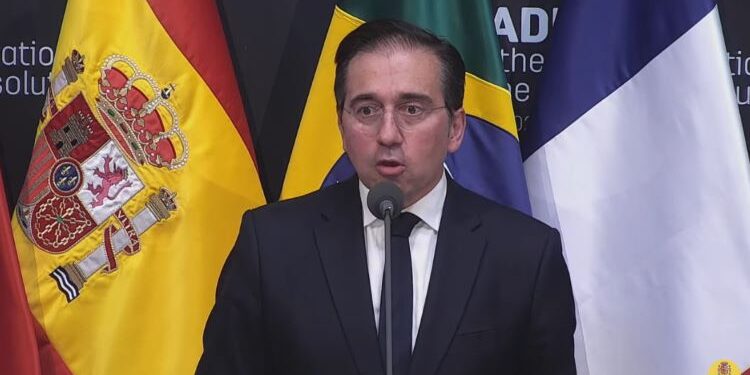Albares pide a la UE que suspenda el Acuerdo de Asociación con Israel y sancione a quienes impidan los dos Estados, sin excluir a Netanyahu