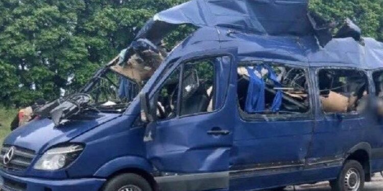 España condena el ataque ruso a un autobús en Ucrania, que demuestra que Moscú “no quiere la paz”
