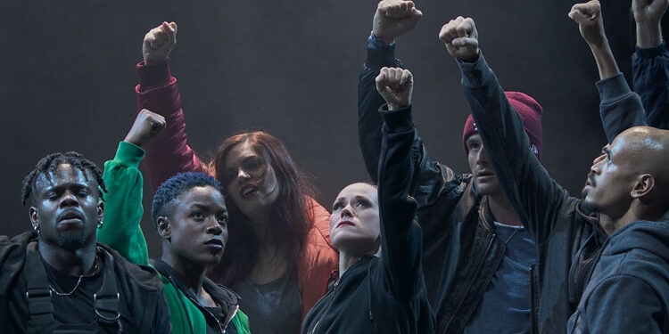 El Instituto Francés proyecta el documental ‘Indias Galantes’, de Philippe Béziat