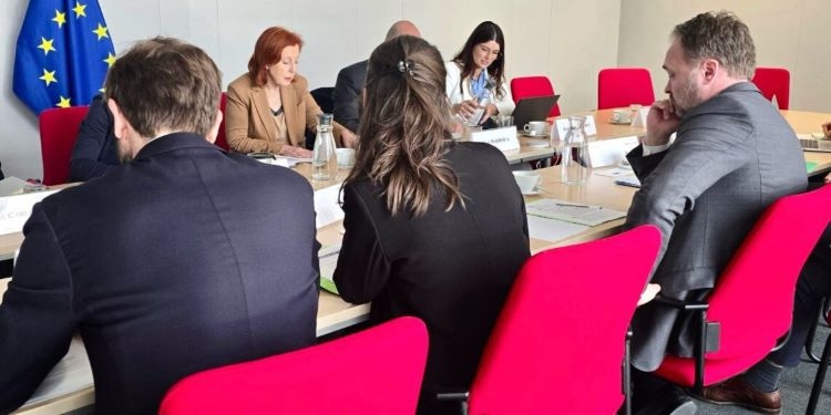 España y Portugal instan a Bruselas a impulsar y financiar los proyectos de interconexión energética