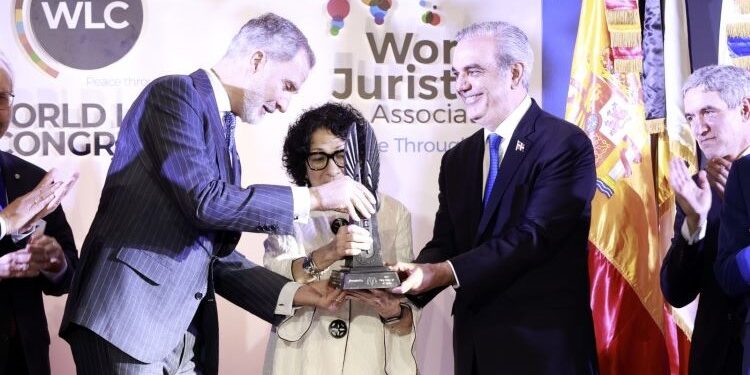 Felipe VI defiende en República Dominicana el vínculo transatlántico, “ahora que está en tela de juicio”