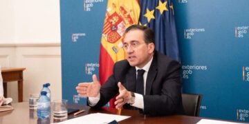 Albares calls on the EU to use “all its diplomatic power” to promote de-escalation between Iran and Israel