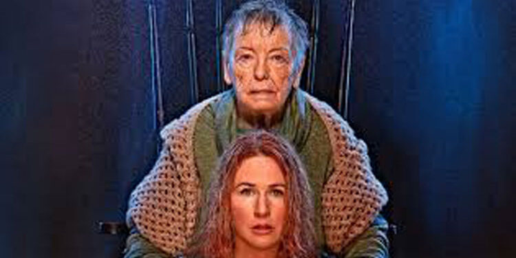 ‘La reina de la belleza de Leenane’, en el Teatro Reina Victoria de Madrid