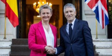 Madrid y Londres abordan la situación de los ciudadanos británicos en España con el nuevo sistema de control de Schengen