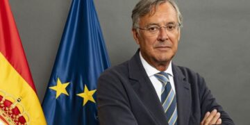 Foreign Ministry removes Ambassador to the Dominican Republic, Antonio Pérez-Hernández, due to retirement