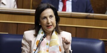 Robles confirms US has sent bombers to Morón and Rota amid Israel-Iran conflict