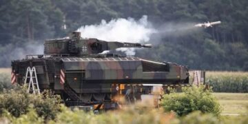 Defense revokes license for Israeli company to manufacture missiles in Spain