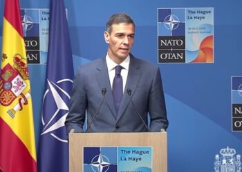 Sánchez se desmarca del 5% para defensa acordado por la OTAN y Trump le amenaza con hacerle pagar “el doble” de aranceles
