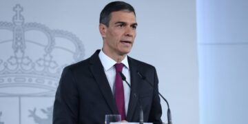Sánchez llega a un acuerdo con la OTAN para librar a España de la obligación de destinar el 5% a defensa