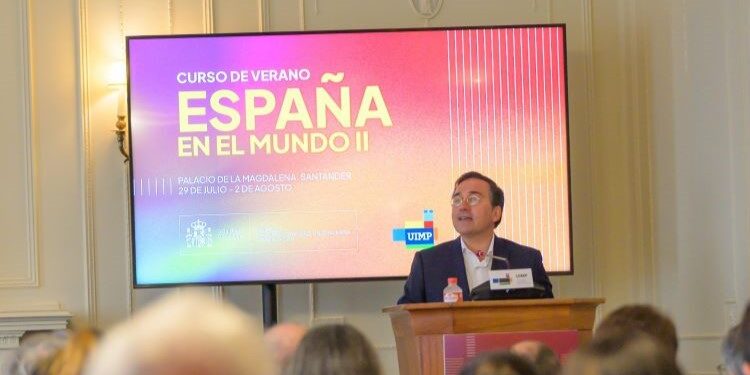 Albares inaugura este lunes en la UIMP un seminario de Exteriores sobre el papel de España en el mundo