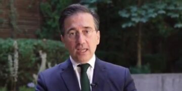 Albares asegura que Exteriores ha creado 657 nuevos puestos para Embajadas y Consulados en 2025