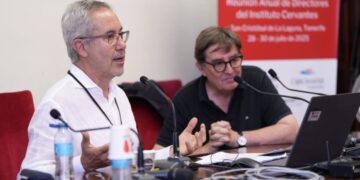 “Every time there is an important event in Spain, the international media asks Hispanists about it”