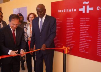 Albares inaugura la extensión del Instituto Cervantes en Nuakchot, capital de Mauritania