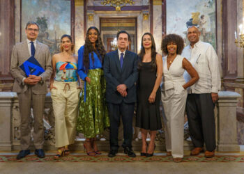 Éxito del panel sobre la integración de la comunidad dominicana en España