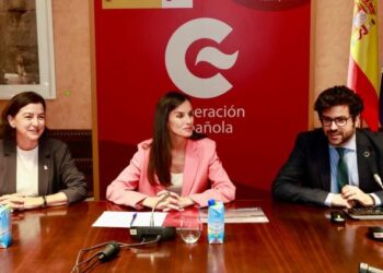 La Reina Letizia visita la AECID en el décimo aniversario de su primer viaje de cooperación