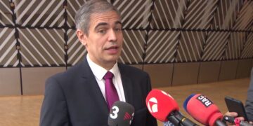 Fernando Sampedro: “No hay ningún argumento económico o legal para retrasar, ni un minuto más, la decisión sobre las lenguas cooficiales en la UE”