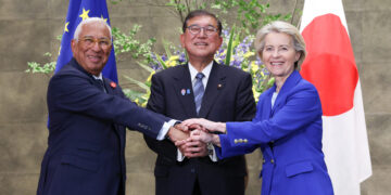 La UE y Japón abogan por una reforma del orden global y se comprometen a cooperar en tecnología y defensa