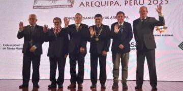 Cercas, Belli, Gioconda Iwasaki, and Juan Gabriel Vásquez will participate in the 10th International Congress of the Spanish Language in Arequipa