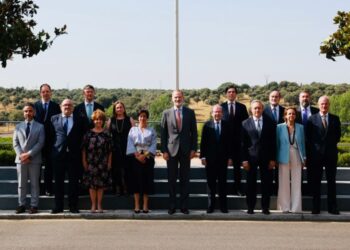 El Rey recibe a ICEX y a los embajadores de los principales países inversores en España