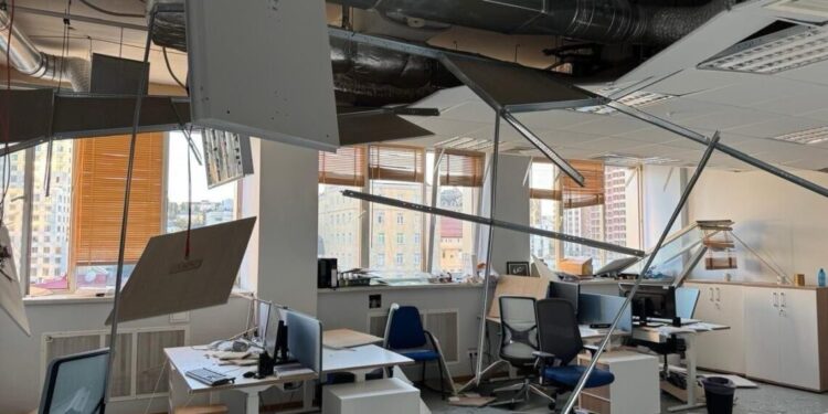 Exteriores convoca al encargado de negocios ruso por el ataque contra Kiev que afectó a la delegación de la UE