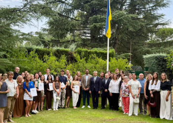 La Embajada de Ucrania presenta su Consejo Juvenil, compuesto por 21 jóvenes