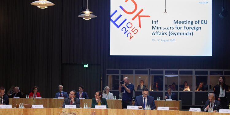 Los ministros de Exteriores de la UE debaten sobre Ucrania y Oriente Medio en Consejo informal en Copenhague