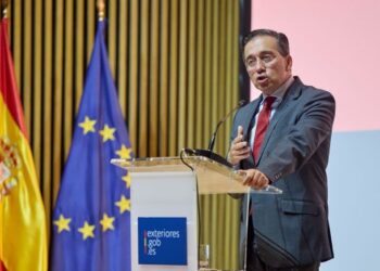 Albares defends a foreign policy “without servilities” and in which Spain is “an actor” and not a “spectator”