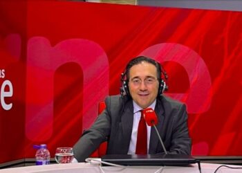 Albares supports expulsion of Israeli team from Vuelta a España