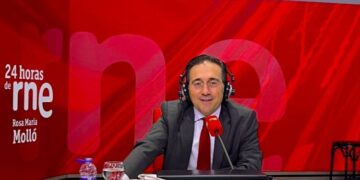 Albares supports expulsion of Israeli team from Vuelta a España