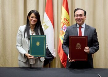 Albares acuerda en El Cairo las prioridades de la cooperación española en Egipto para el periodo 2025-2030