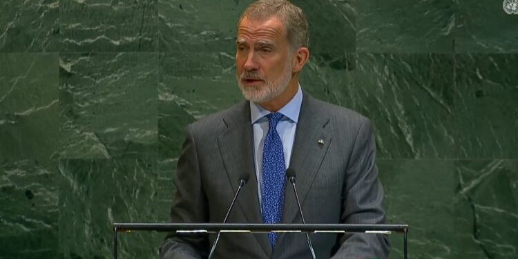 Felipe VI “exige” a Israel que “detenga ya la masacre”, que “repugna a la conciencia humana y avergüenza a la comunidad internacional”