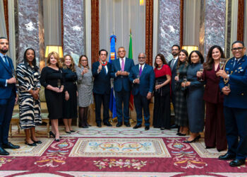 El embajador Tony Raful recibe la Orden de la Estrella de Italia