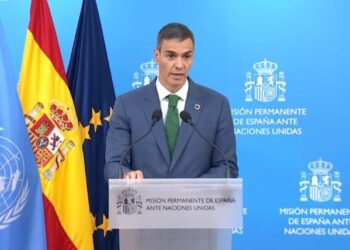 Sánchez anuncia el envío desde Cartagena de un buque militar para apoyar a la Flotilla