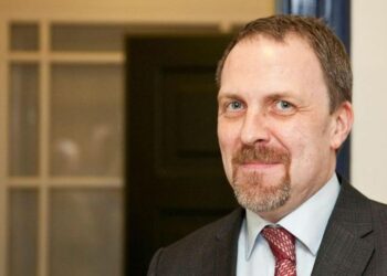 Kristján Andri Stefánsson se convierte en el primer embajador de Islandia en España